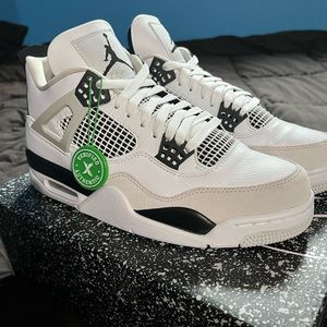 Jordan 4 Military Black
